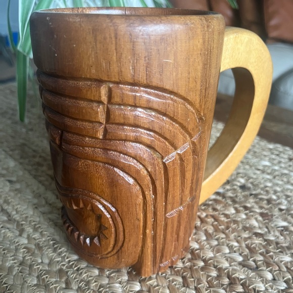 Tiki hand carved wooden mug - Picture 4 of 11